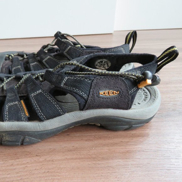 KEEN Men's Newport H2 Black Water Hiking Sandals - Size US 8 - Picture 8 of 13